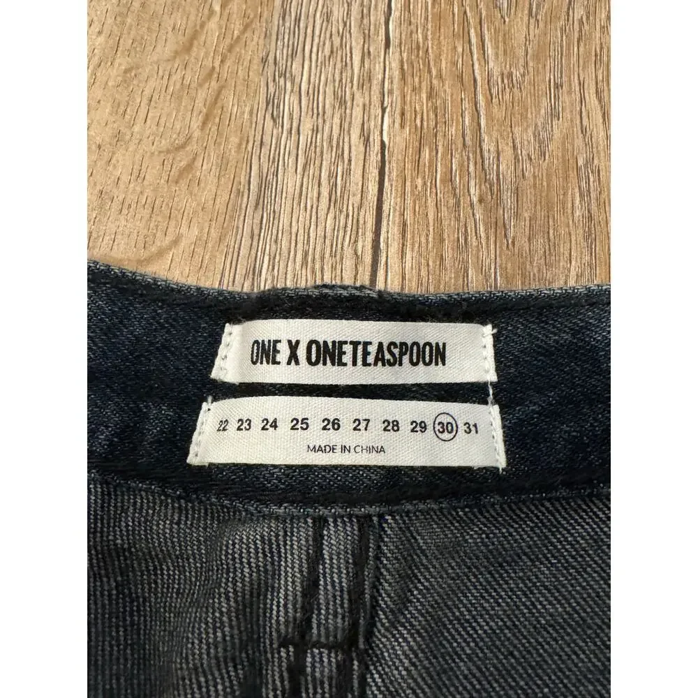 One Teaspoon Women’s Bandits Denim Shorts Size 30